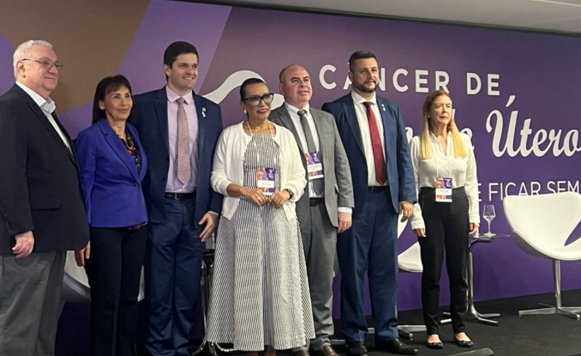 FEBRASGO marcou presença no evento “Câncer por HPV: O Brasil pode ficar sem”