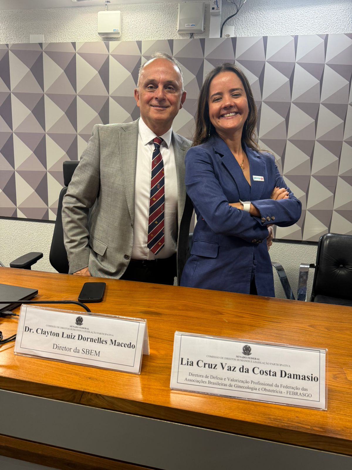 FEBRASGO defende medicina baseada em evidências em audiência pública no Senado Federal