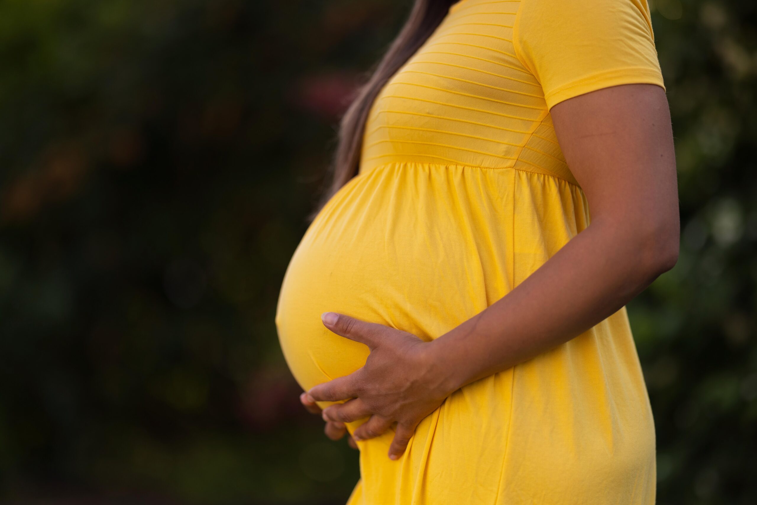 Mulheres negras ainda enfrentam barreiras para iniciar e manter o pré-natal, alerta especialista da FEBRASGO